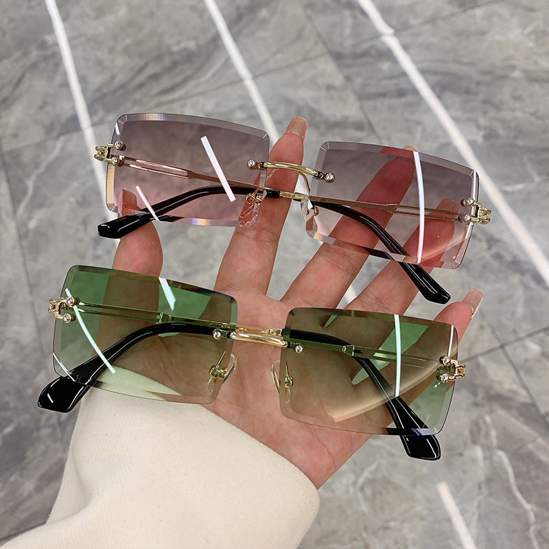 For the collapse of the world, the new frameless edge-cut sunglasses  net red hot style gradient color sunglasses mixed wholesale