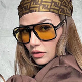 Classic T-shaped Midin large frame wide-brimmed sunglasses retro modern catwalk sunglasses fashion street shooting niche glasses